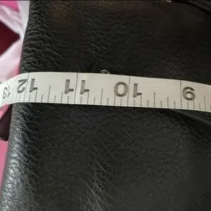 Michael Kors | Bags | Micheal Kors Beacon Sm | Poshmark display picture 1